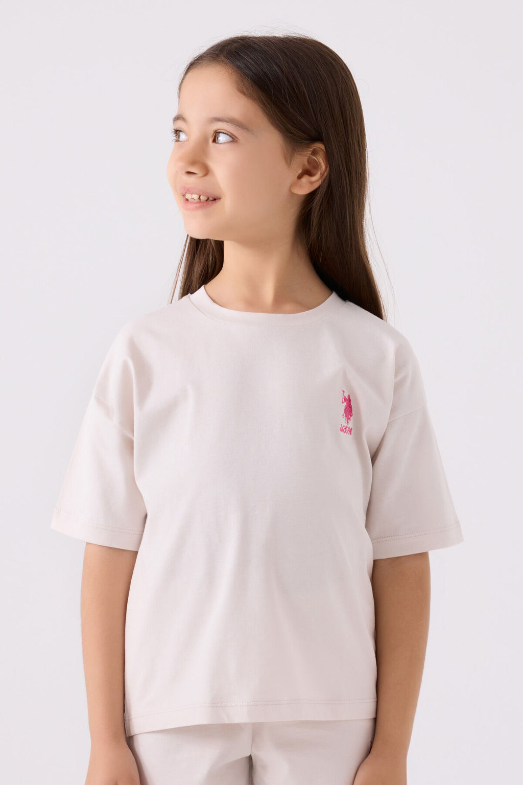 U.S. Polo Assn. Kız Çocuk Bisiklet Yaka Sargı Nakışlı Yazlık Regular Fit Krem Bermuda Takım US1848-C-V18