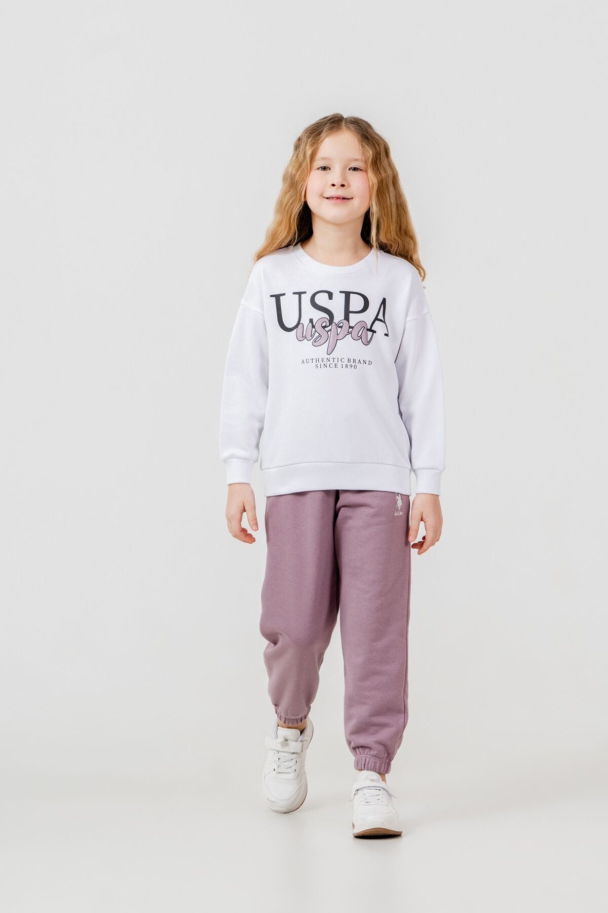 U.S. Polo Assn. Kız Çocuk Nakışlı Beyaz Uzun Kol Eşofman Takımı US2700-C-V1 Ürün ana görseli
