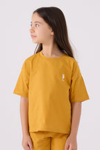 U.S. Polo Assn. Kız Çocuk Bisiklet Yaka Sargı Nakışlı Yazlık Regular Fit Sarı Bermuda Takım US1848-C-V12