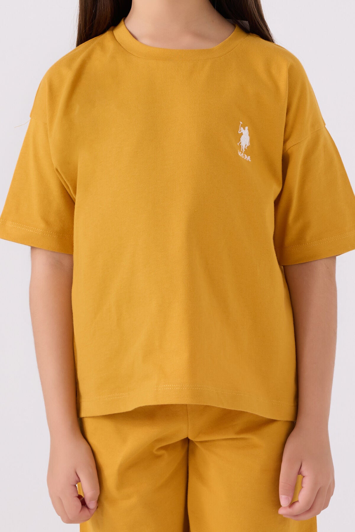 U.S. Polo Assn. Kız Çocuk Bisiklet Yaka Sargı Nakışlı Yazlık Regular Fit Sarı Bermuda Takım US1848-C-V12