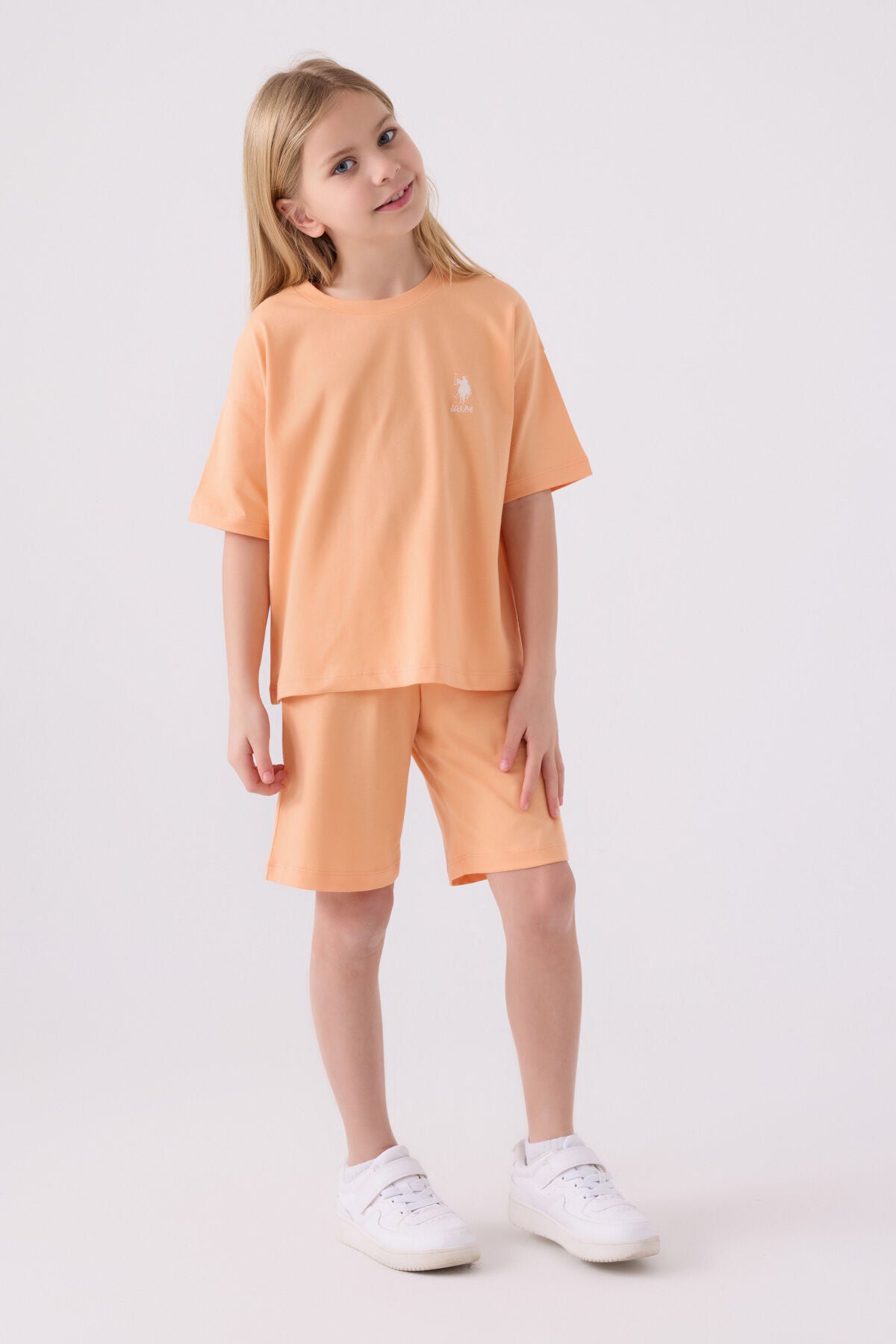 U.S. Polo Assn. Kız Çocuk Bisiklet Yaka Sargı Nakışlı Yazlık Regular Fit Turuncu Bermuda Takım US1848-C-V37 Ürün ana görseli