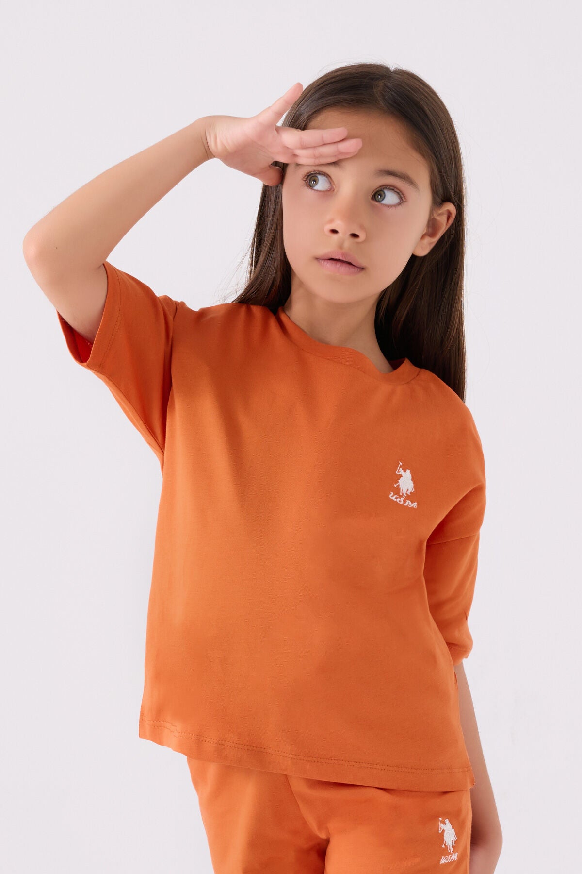 U.S. Polo Assn. Kız Çocuk Bisiklet Yaka Sargı Nakışlı Yazlık Regular Fit Turuncu Bermuda Takım US1848-C-V56