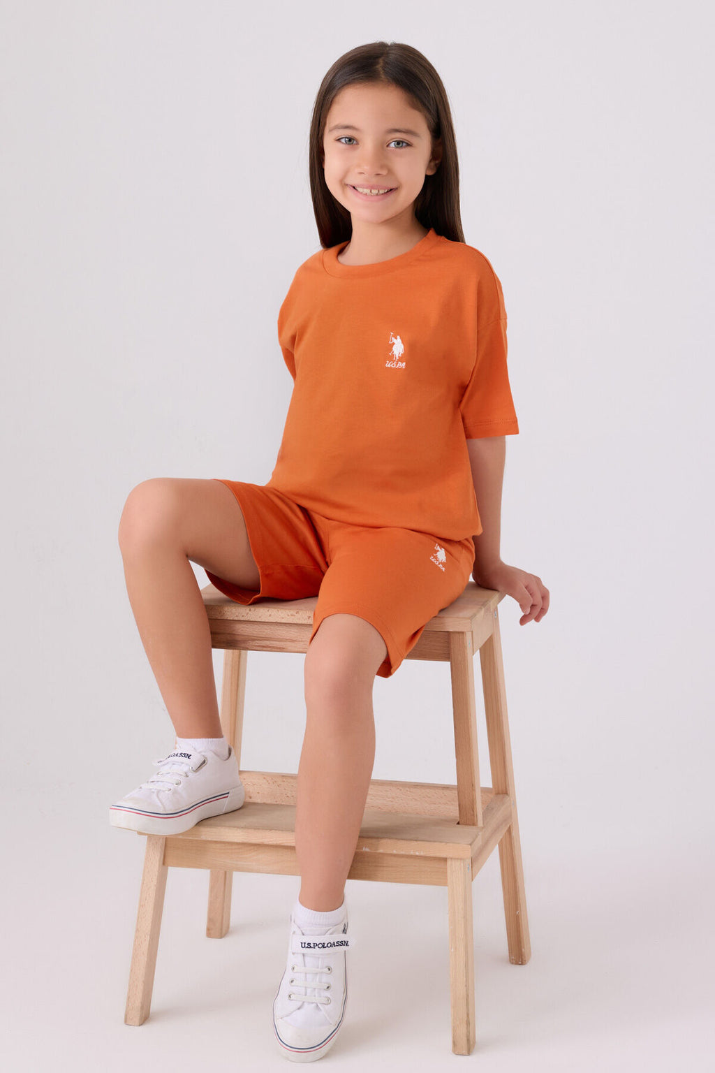 U.S. Polo Assn. Kız Çocuk Bisiklet Yaka Sargı Nakışlı Yazlık Regular Fit Turuncu Bermuda Takım US1848-C-V56