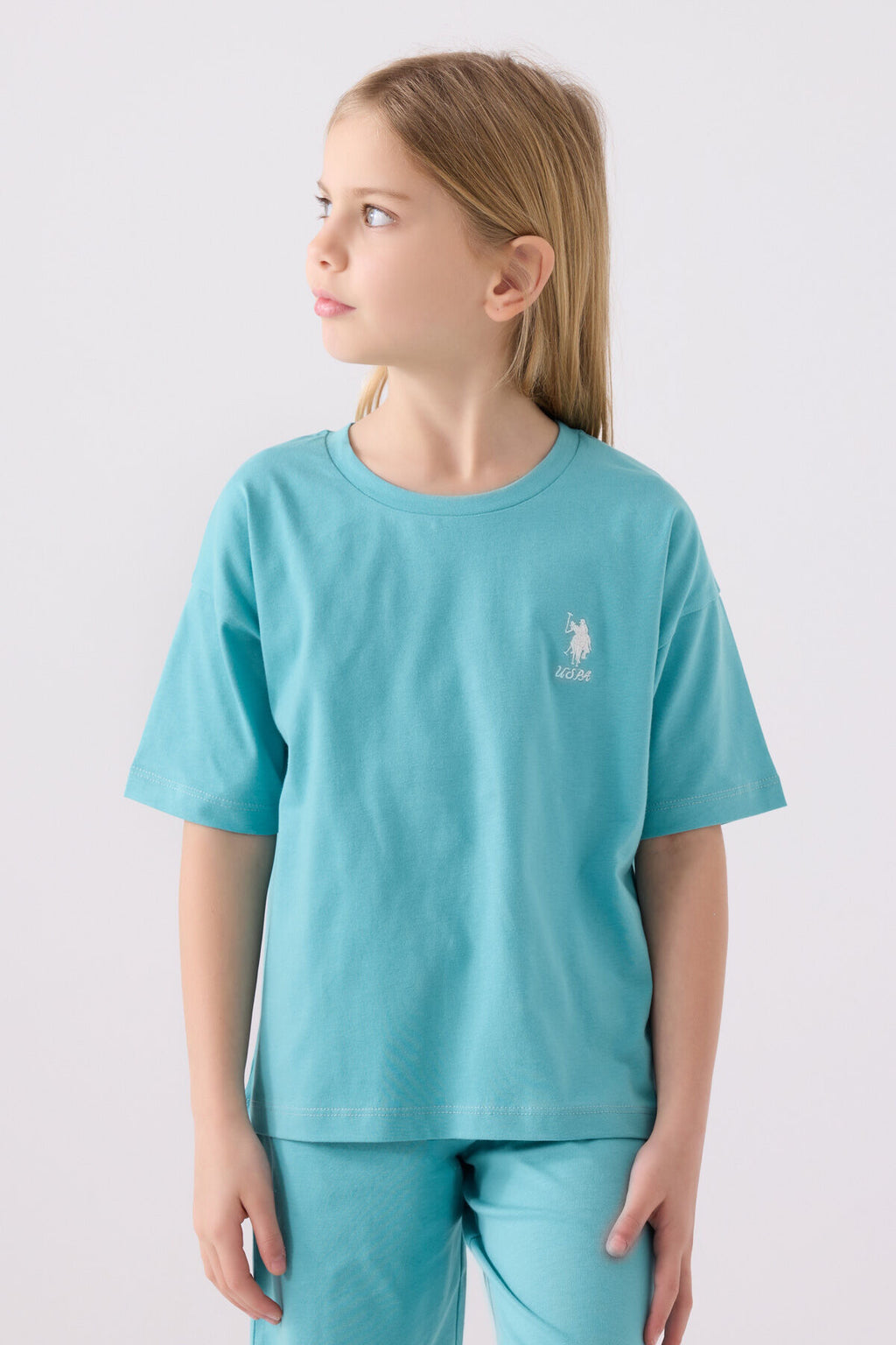 U.S. Polo Assn. Kız Çocuk Bisiklet Yaka Sargı Nakışlı Yazlık Regular Fit Mavi Bermuda Takım US1848-C-V11