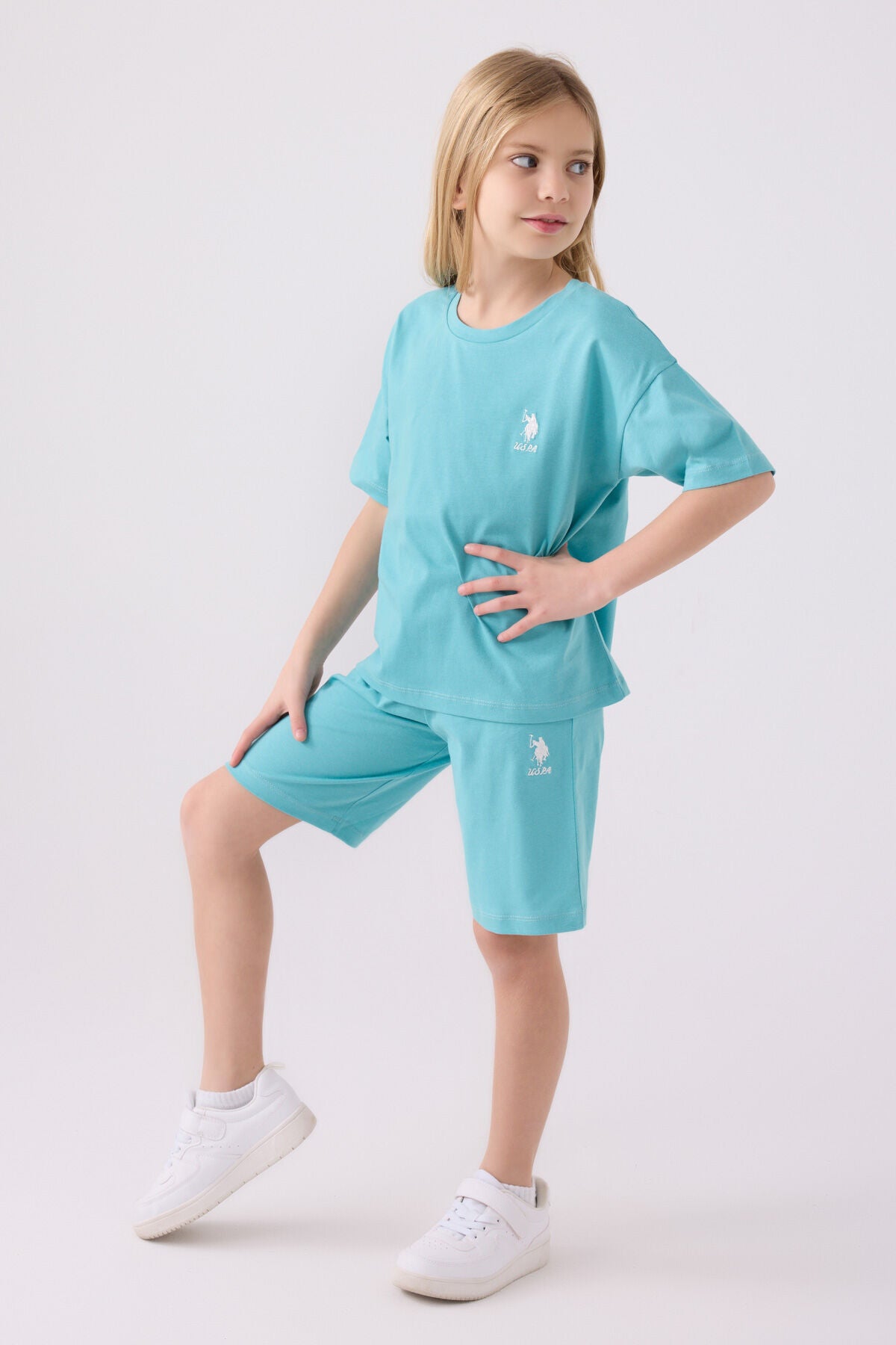 U.S. Polo Assn. Kız Çocuk Bisiklet Yaka Sargı Nakışlı Yazlık Regular Fit Mavi Bermuda Takım US1848-C-V11