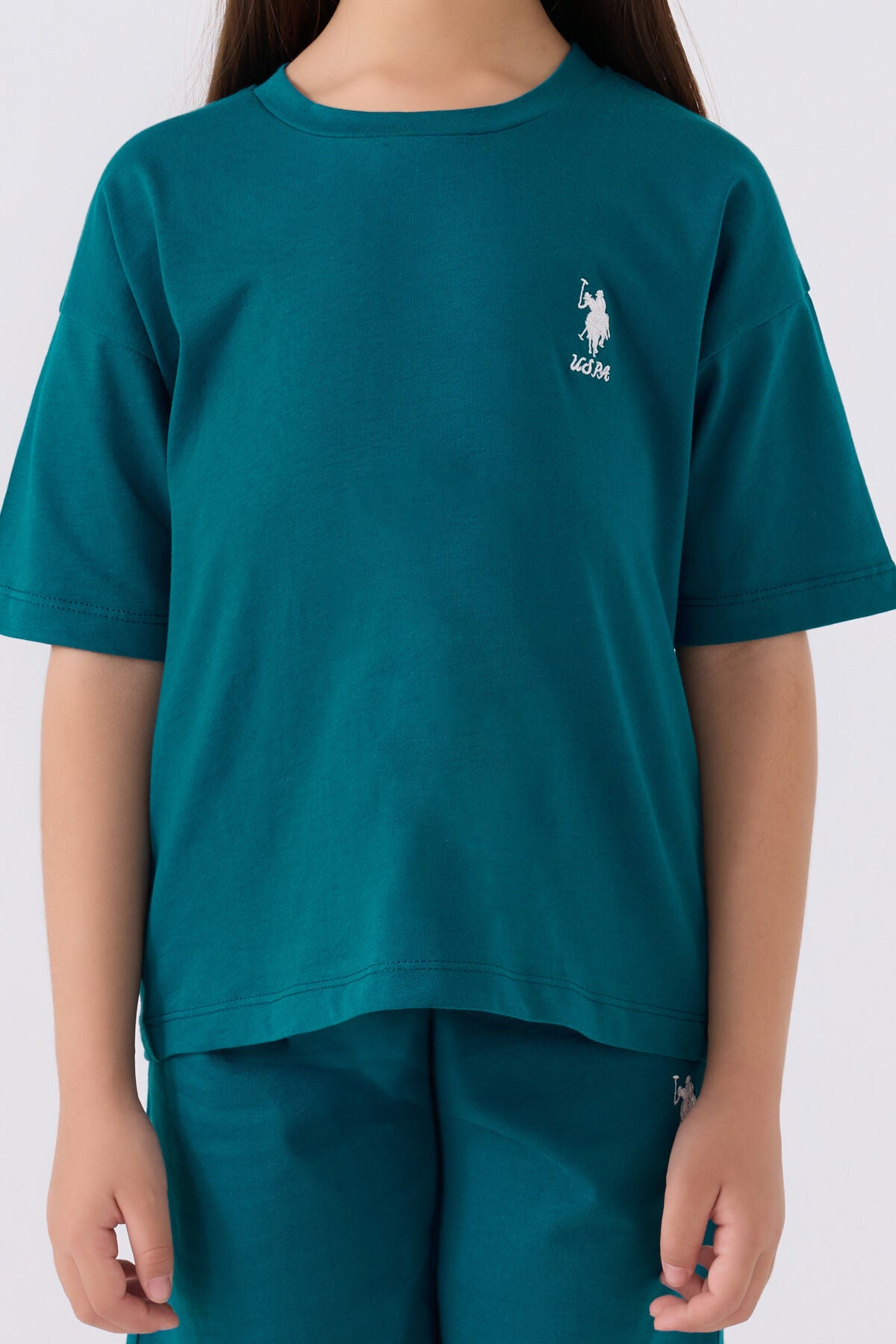 U.S. Polo Assn. Kız Çocuk Bisiklet Yaka Sargı Nakışlı Yazlık Regular Fit Yeşil Bermuda Takım US1848-C-V15
