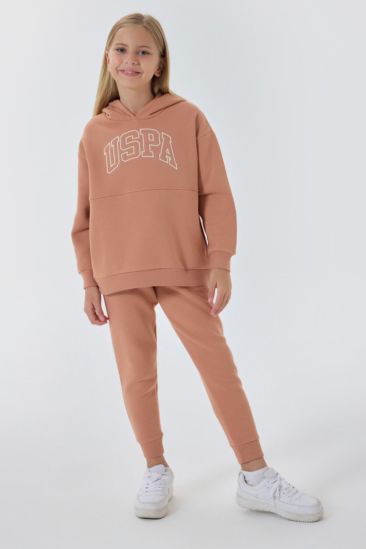 U.S. Polo Assn. Kız Çocuk Kapüşonlu Nakışlı Kışlık Regular Fit Bordo Eşofman Takımı US1205-C-V6 Ürün ana görseli