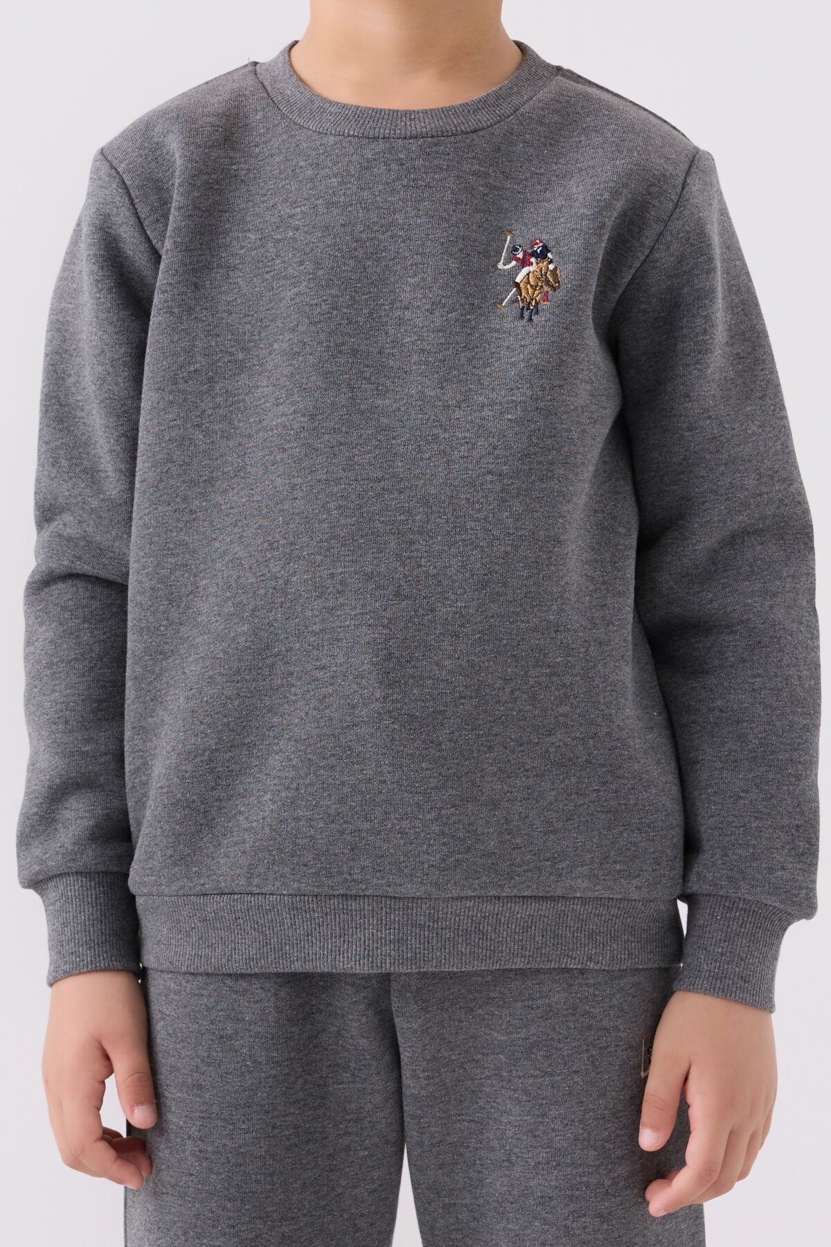 U.S. Polo Assn. Erkek Çocuk Bisiklet Yaka Nakışlı Kışlık Regular Fit Gri Eşofman Takımı US1586-C-V1