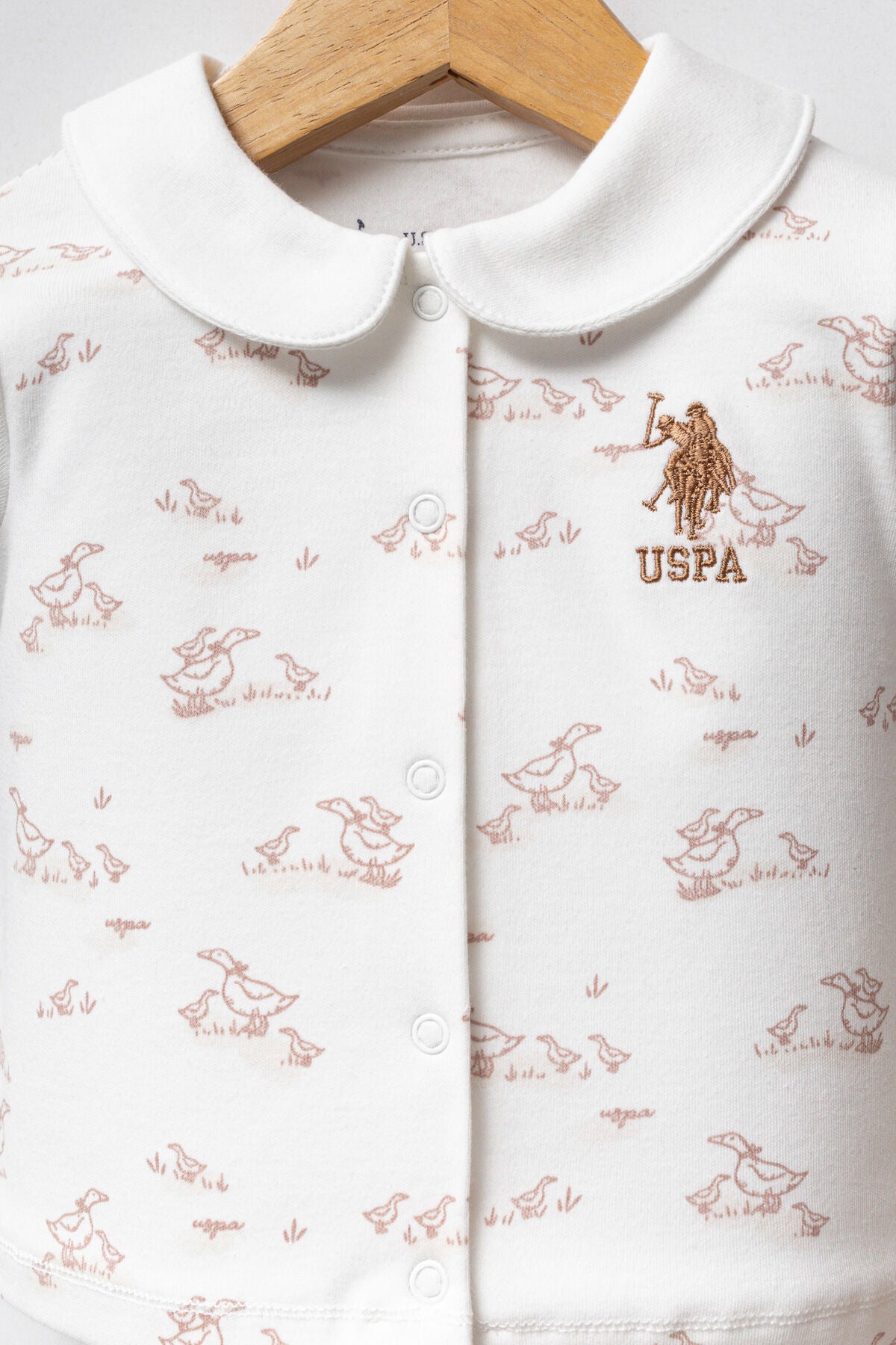U.S. Polo Assn. Kız Bebek Kışlık Regular Fit Beyaz Bebek Takımı USB2707-C-V1 Ürün ikincil görseli